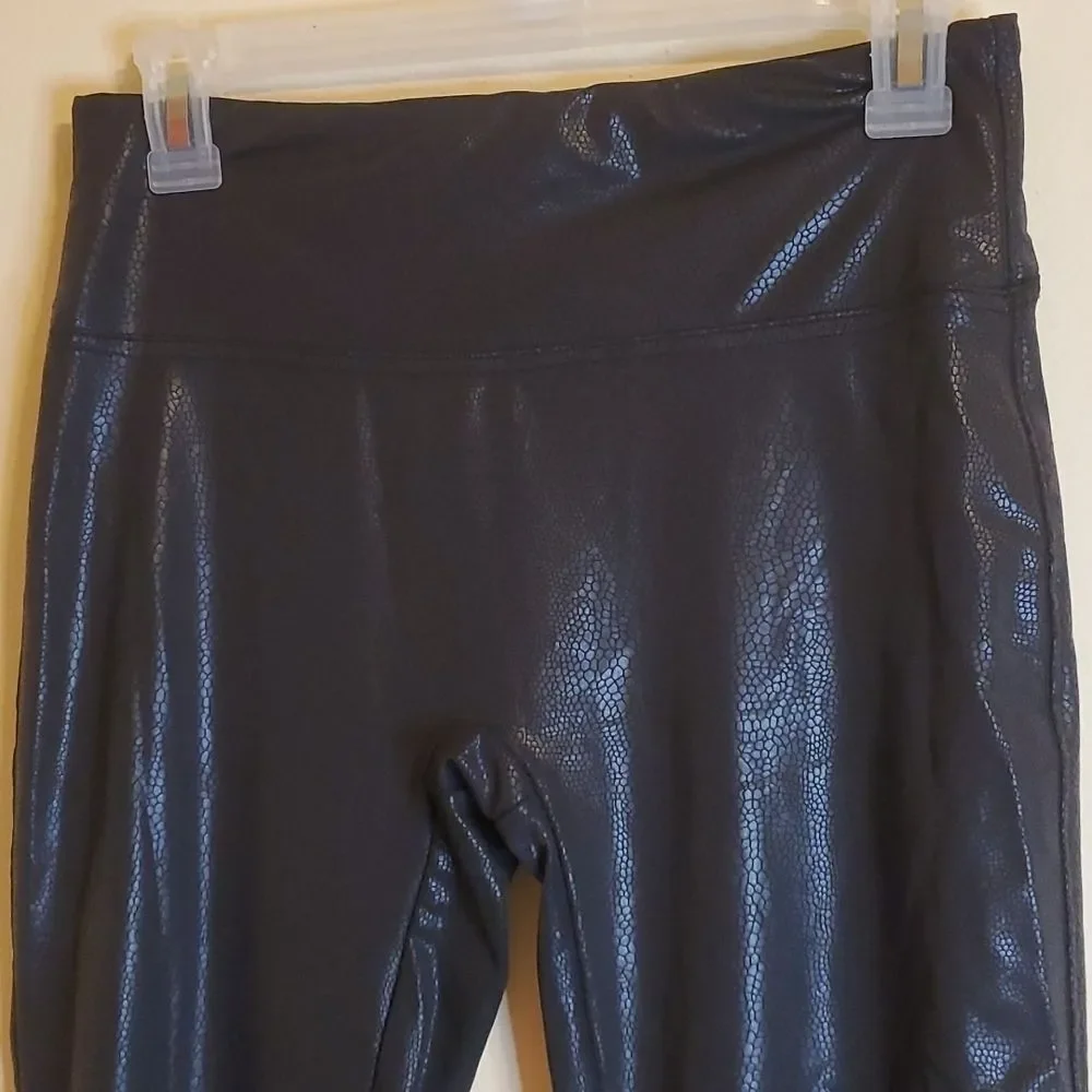 21 Saints Black Faux Lizard Skin Leggings Reptile Print Textured Size Small